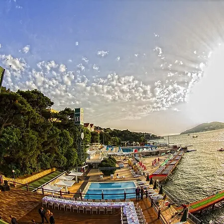 Anadolu Kulubu Hotel 5*