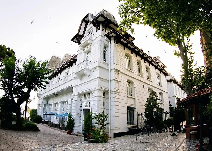 Anadolu Kulubu Adalar