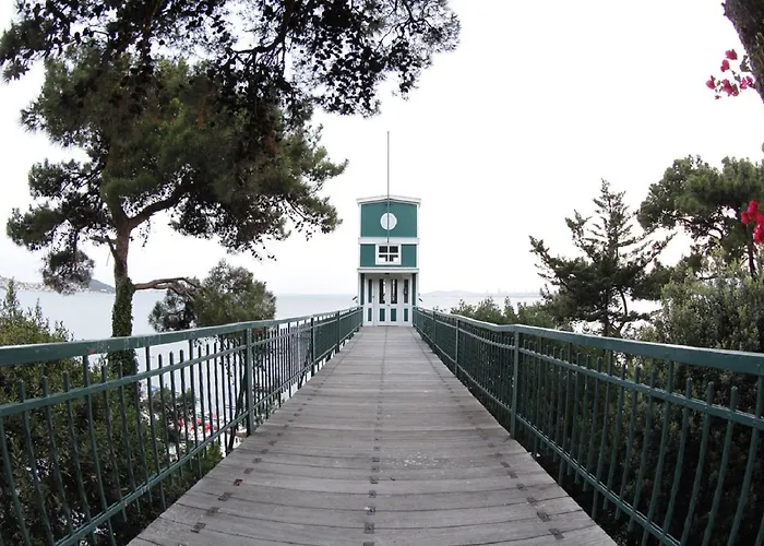 Hotel Anadolu Kulubu 5*